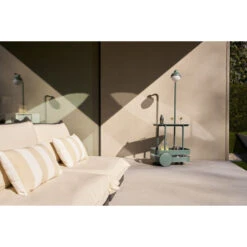 Chariot Desserte Fatboy Jolly Trolley - Dark Sage -Jardin Mobilier Magasin 105835 chariot desserte fatboy jolly trolley dark sage ambiance 2