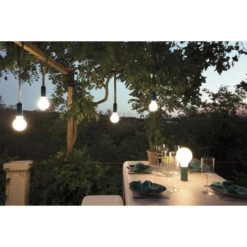 Lampe De Jardin FERMOB Aplô H 24 - Bleu Acapulco 7 Lampe De Jardin FERMOB Aplô H 24 - Bleu Acapulco -Jardin Mobilier Magasin 341021 lampe jardin fermob aplo h24 nuit ambiance