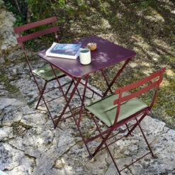 Salon De Jardin Fermob Bistro 57 X 57 Cm Cerise Noire, 2 Personnes 9 Salon De Jardin Fermob Bistro 57 X 57 Cm Cerise Noire, 2 Personnes -Jardin Mobilier Magasin bistro cerise noire basics gordes bcj23 sebastien erome