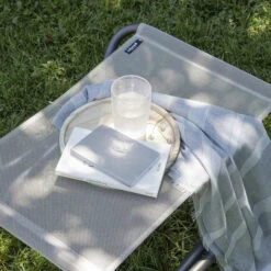 Repose-pieds LAFUMA Next Batyline Iso - Seigle -Jardin Mobilier Magasin lfm2718.8548 repose pieds lafuma next batyline iso seigle ambiance