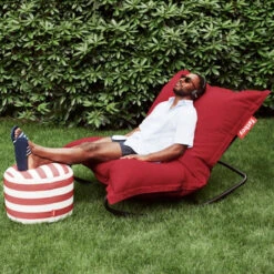 Pack Rocking Chair Rock'n'Roll Noir + Pouf Original Outdoor Rouge Fatboy -Jardin Mobilier Magasin rocking chair pouf rouge ambiance